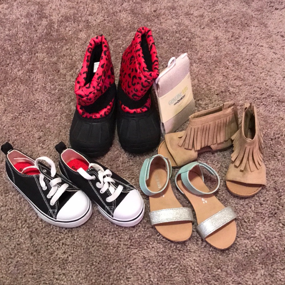 Girls shoes and snow boots